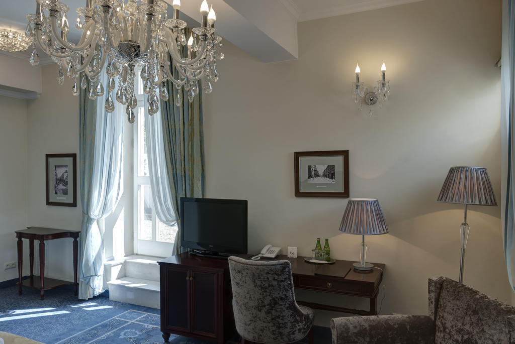 Hotel Willa Hueta Kielce Rum bild