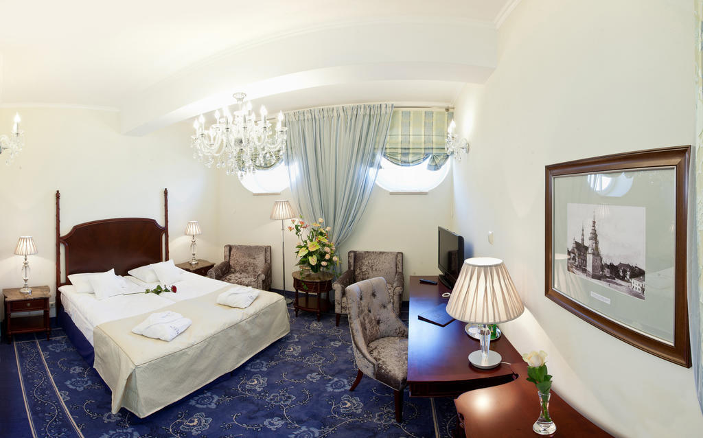 Hotel Willa Hueta Kielce Rum bild